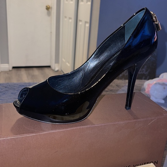 Louis Vuitton Peep Toe Heels Gently used - Picture 3 of 15